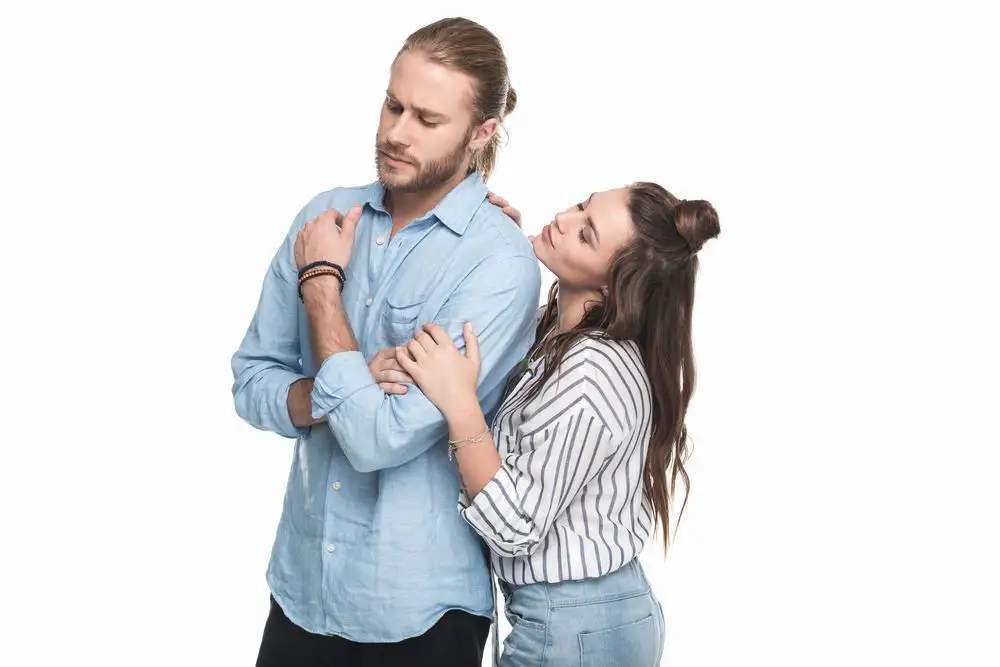 Apego evitativo en la pareja: ¿Cómo afecta en las relaciones?