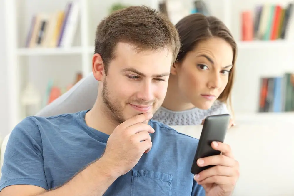 Consejos para dejar de controlar a tu pareja